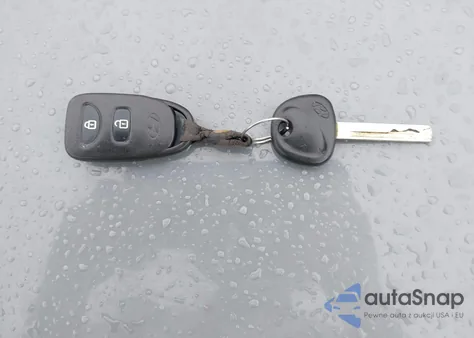 2014 Hyundai Accent Gs z USA, uszkodzony, nr VIN KMHCT5AE5EU170717